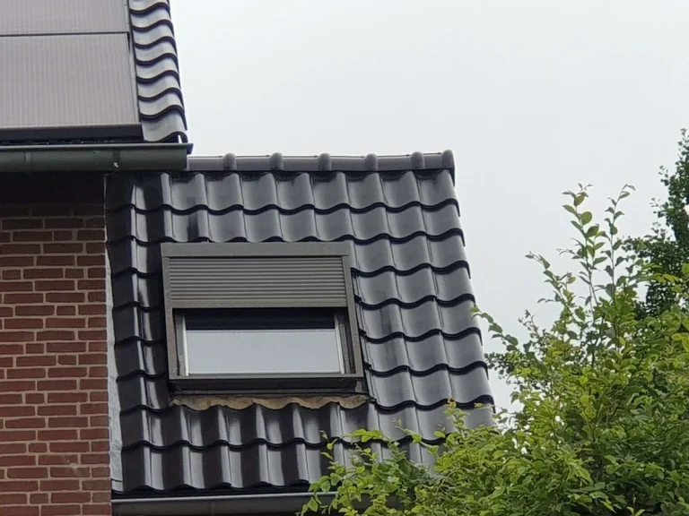 Dakraam in een nieuw pannendak